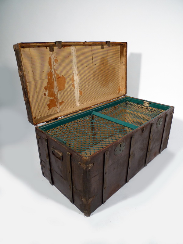 baul madera metal estante interior 48x101x48 (40eu.) 1u